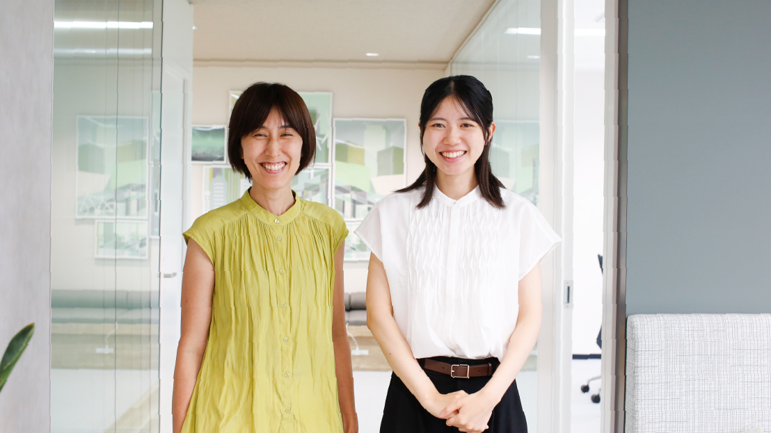 左:岡 万樹子 主任研究員、右:蔵重 晴香 研究員