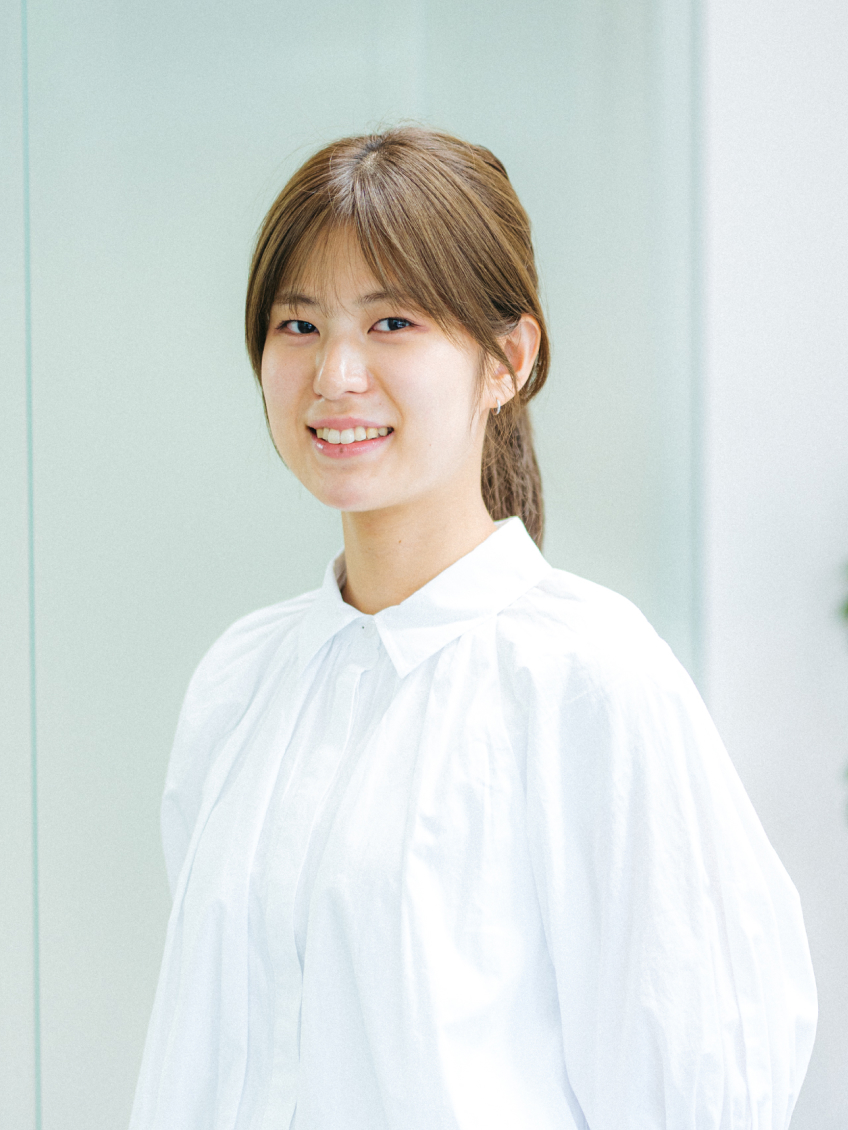 内田 桃加
